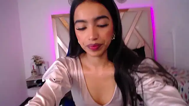 Miaa ferrari1 online show from 06/12/26, 11:42