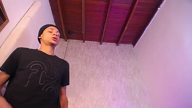 Axel marcus online show from 04/21/26, 01:42