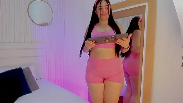 Candicewayne online show from 04/21/26, 07:50