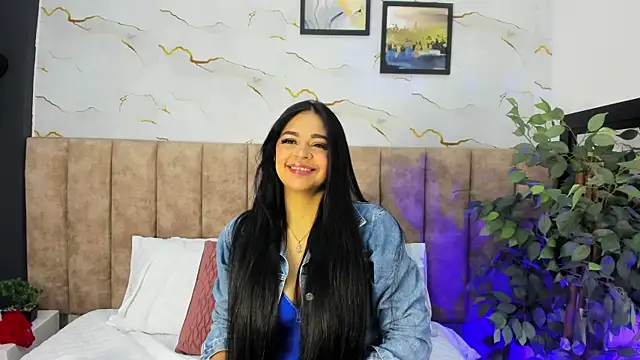 Candicewayne online show from 06/08/26, 11:54
