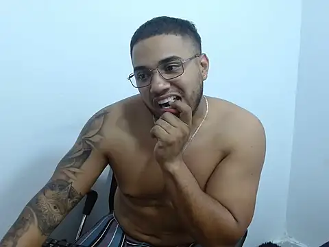 Joshuadanielss online show from 04/24/26, 03:31