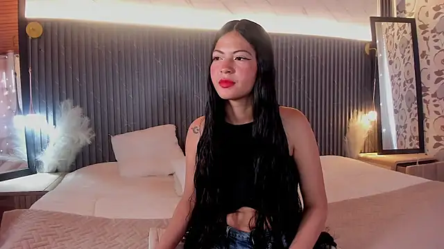 zoe castillo online show from 04/21/26, 08:01