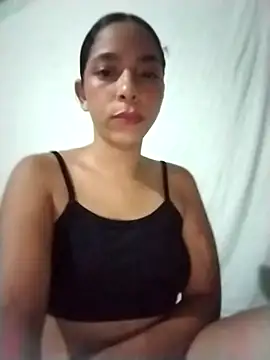 YuliBrayan online show from 04/25/26, 04:15