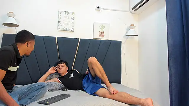 zeus cum19 online show from 04/24/26, 09:06