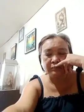 jeanyummytits online show from 04/29/26, 10:38