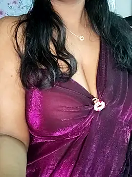 Snapshot of Mayuri-hot chatting on 04/25/26, 06:05 Mayuri-hot online show from 04/25/26, 06:05