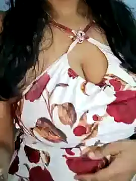 Snapshot of Mayuri-hot chatting on 05/10/26, 04:28 Mayuri-hot online show from 05/10/26, 04:28