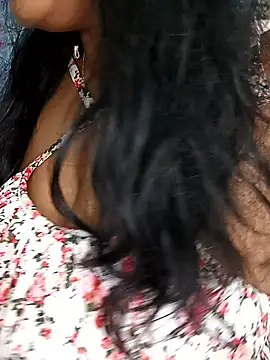 Snapshot of Mayuri-hot chatting on 05/13/26, 03:53 Mayuri-hot online show from 05/13/26, 03:53