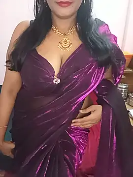 Snapshot of Mayuri-hot chatting on 05/30/26, 09:23 Mayuri-hot online show from 05/30/26, 09:23