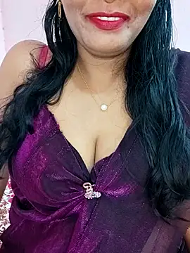 Snapshot of Mayuri-hot chatting on 06/26/26, 09:35 Mayuri-hot online show from 06/26/26, 09:35