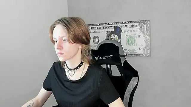 Milena Milyan online show from 05/06/26, 01:14