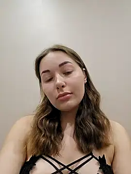 Doris2222 online show from 04/23/26, 07:27