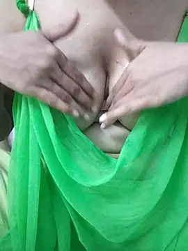 Snapshot of Pakhi_vabisexy chatting on 05/12/26, 02:52 Pakhi vabisexy online show from 05/12/26, 02:52