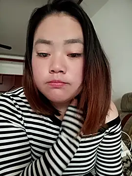 qazplm1101 online show from 04/26/26, 05:16