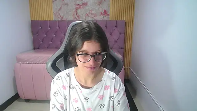 Kailee ch online show from 04/16/26, 01:45