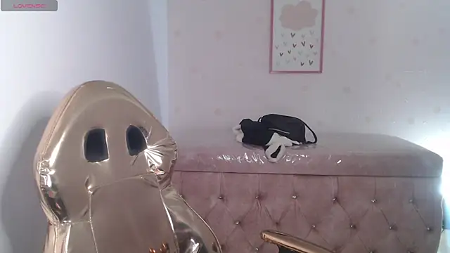 Kailee ch online show from 04/21/26, 12:34