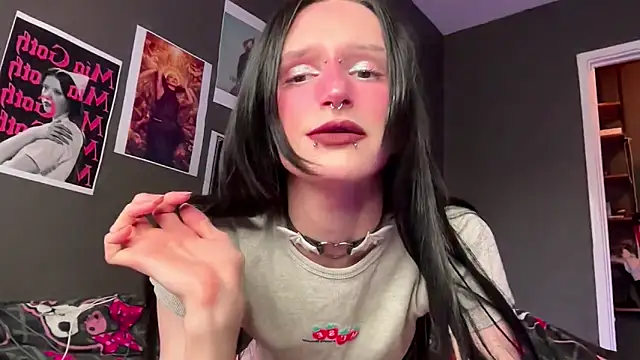 Niky Long online show from 04/16/26, 01:45