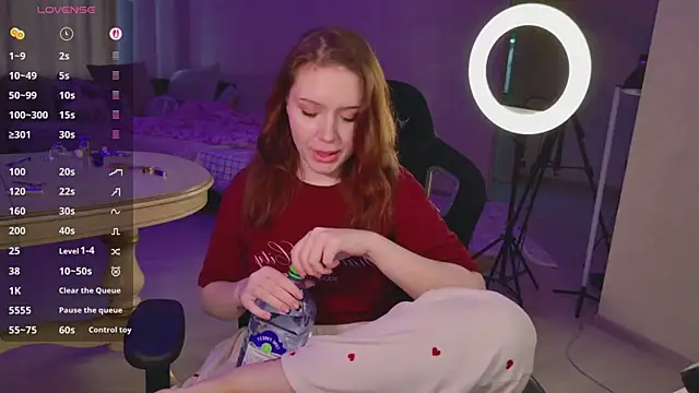 YouHoldMee online show from 05/03/26, 04:57
