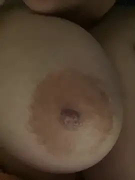 nightvibe3 online show from 04/24/26, 07:22