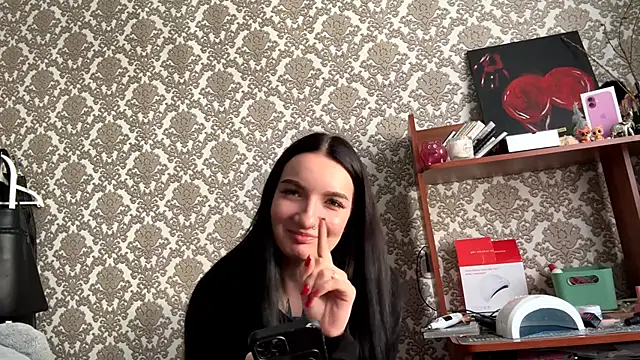 holoris online show from 04/21/26, 02:34