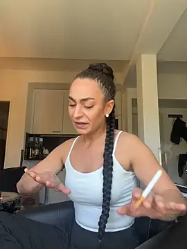 CurlyRouge online show from 04/24/26, 12:40