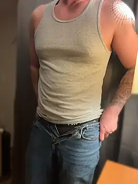 BottomFeederElite online show from 04/15/26, 11:27