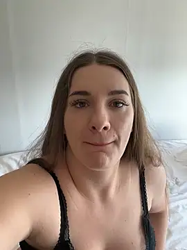 Eva 444 online show from 04/24/26, 01:08