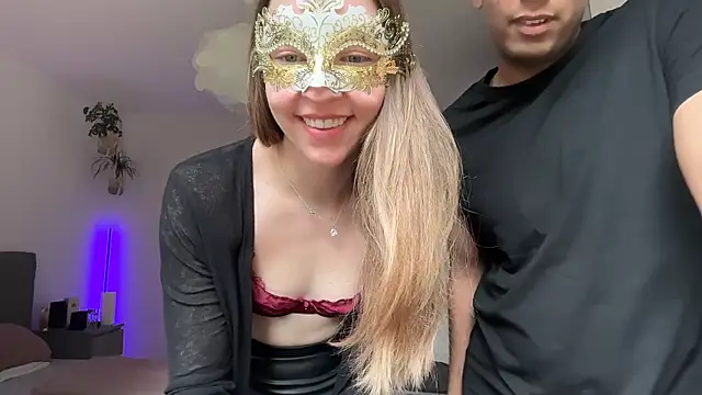 Snapshot of alyssa_hazel chatting on 06/14/26, 01:24 alyssa hazel online show from 06/14/26, 01:24