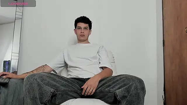 elijah stoone online show from 04/20/26, 11:46