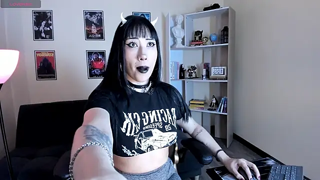 Ravenelle  online show from 06/06/26, 10:36