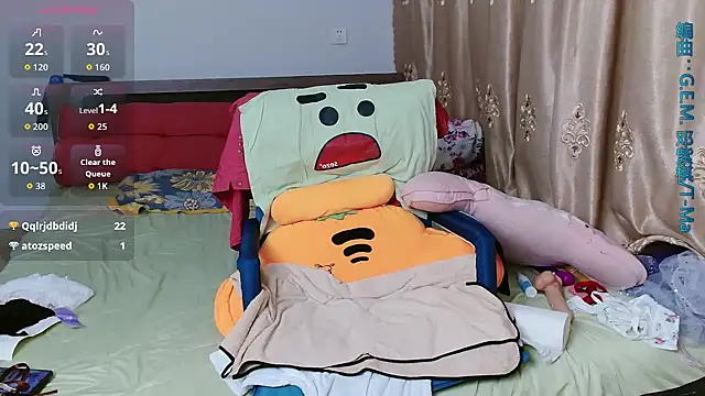 selinaxin online show from 04/19/26, 03:22