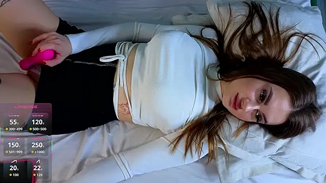 NicolePerkins online show from 04/23/26, 08:22