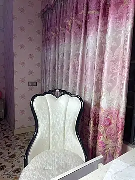 Yiyi 798 online show from 05/06/26, 12:21