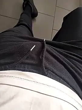 fax4589 online show from 04/15/26, 07:37