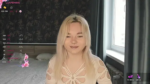 Anna Delon online show from 04/14/26, 07:03