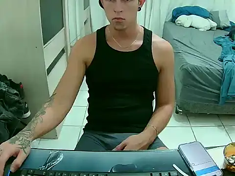 allanmilanii online show from 04/25/26, 11:35