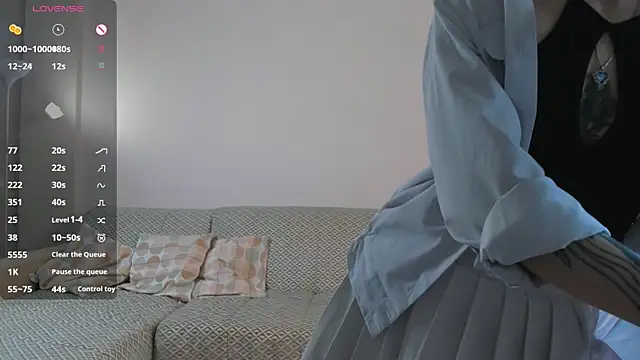 DottyKutzer online show from 04/23/26, 01:07