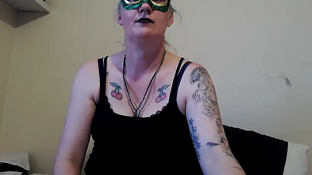 Snapshot of Ruby_1255 chatting on 07/08/26, 08:24 Ruby 1255 online show from 07/08/26, 08:24