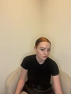 MiraVoss18 online show from 04/21/26, 05:06