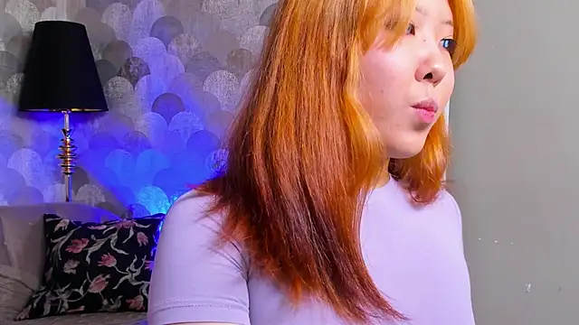 AzureMimi online show from 04/21/26, 01:50