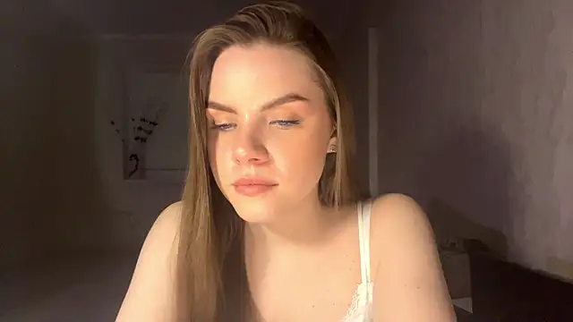 LeishaRocher online show from 04/19/26, 06:10