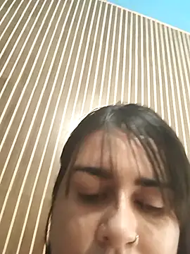 Luna-elle online show from 04/15/26, 04:14