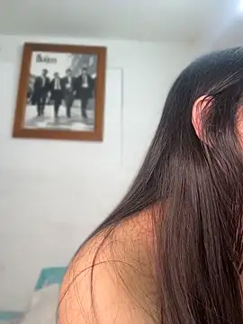 emily g11 online show from 04/23/26, 08:35