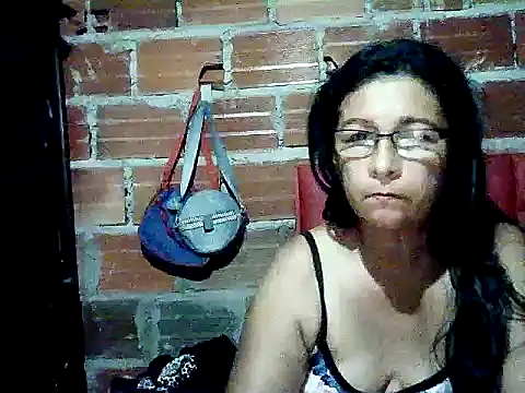 lola teem online show from 04/18/26, 04:16