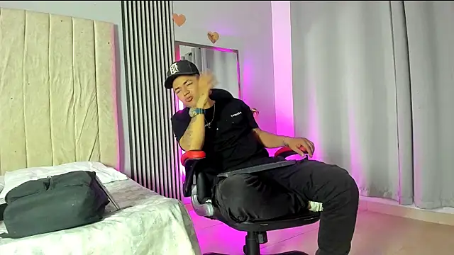 Dante  jons online show from 04/19/26, 03:50