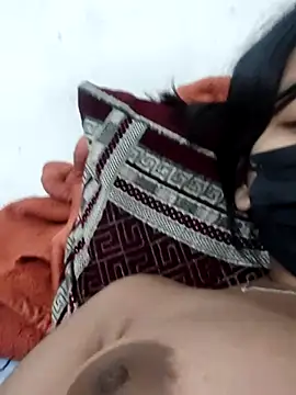 Billo  Queen   online show from 04/18/26, 07:58