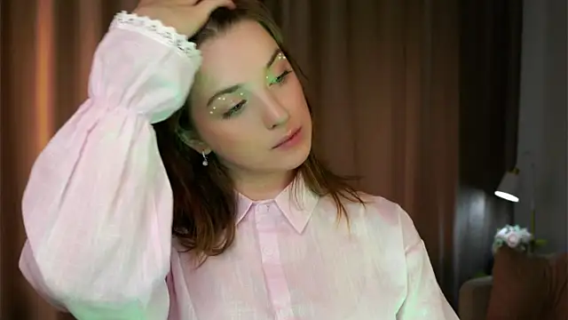 RenateVashaw online show from 07/21/26, 08:38