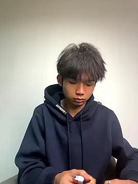 -OvO- online show from 07/05/26, 10:11