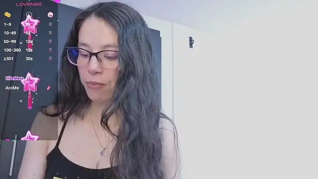 Snapshot of Samantha_bloww1 chatting on 06/17/26, 02:14 Samantha bloww1 online show from 06/17/26, 02:14