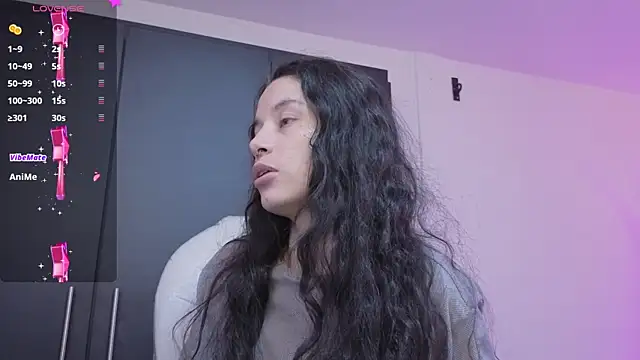 Snapshot of Samantha_bloww1 chatting on 06/21/26, 02:47 Samantha bloww1 online show from 06/21/26, 02:47